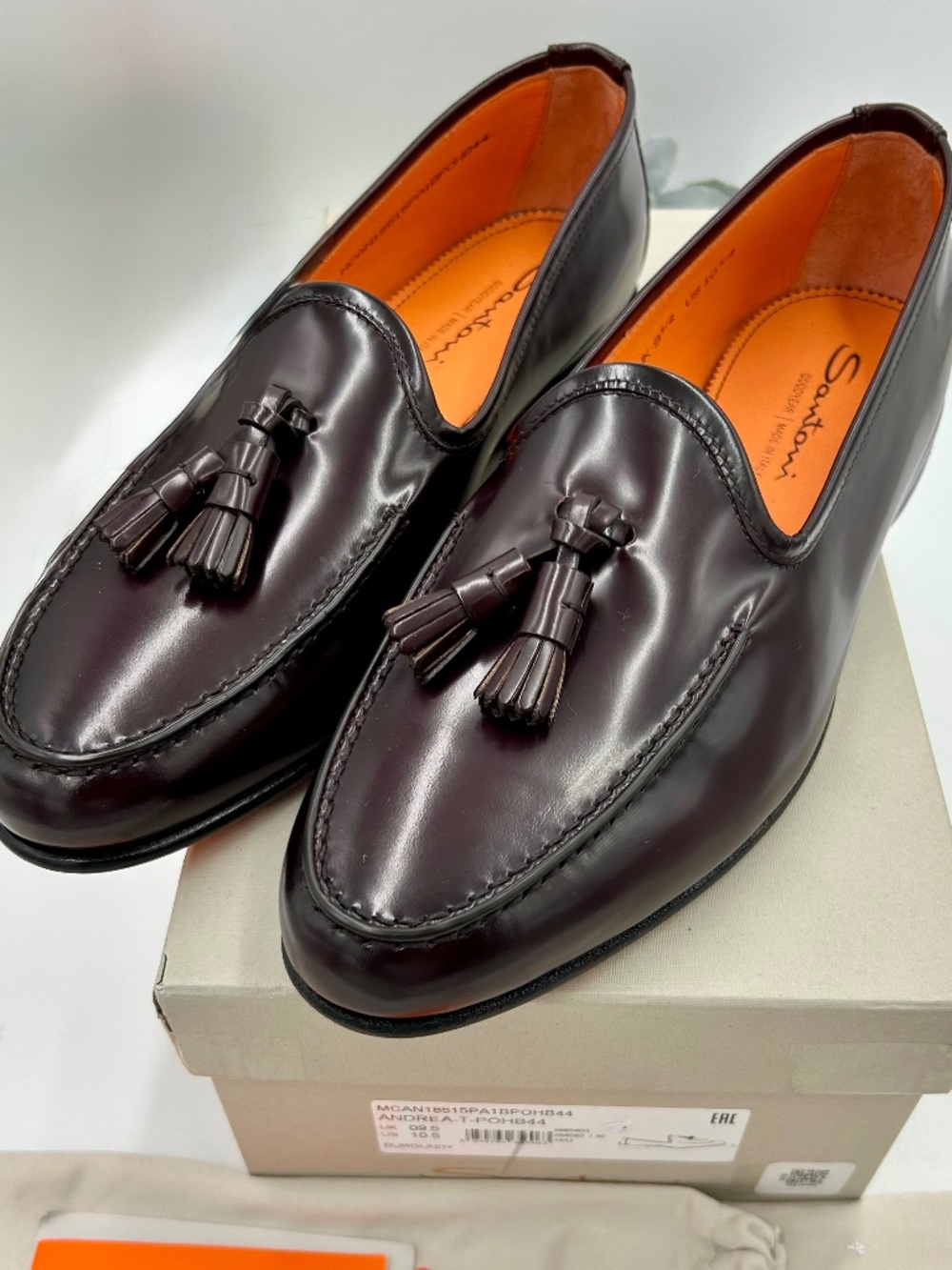 Men’s Santoni Andrea Bordeaux Leather Tassel Loafers. Sz 10.5 US. Made in Italy